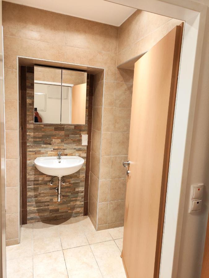 Youth Hostel Service Βιέννη Εξωτερικό φωτογραφία